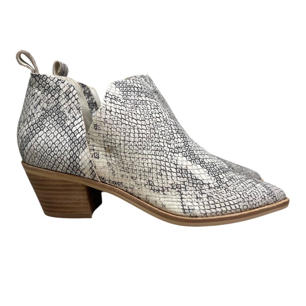 Dolce Vita Women‎ Ankle Bootie Sonni Snake Embossed Dorsay Pointed Toe Sz 7.5